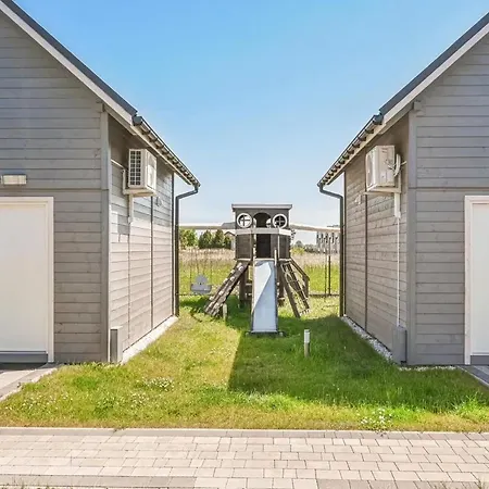 Port Relaks Klimatyzowane Caloroczne W Rewalu * レバル